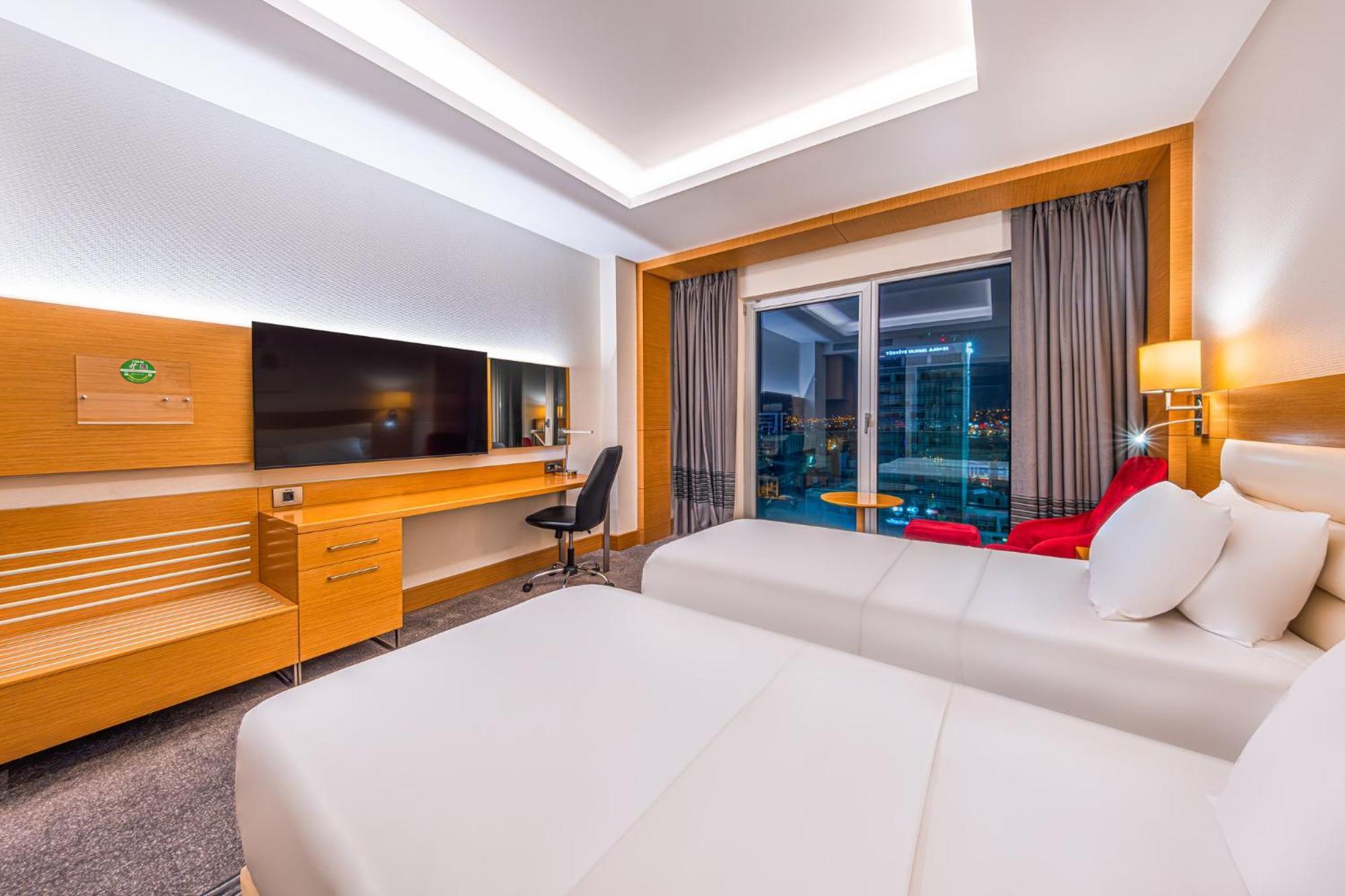 Holiday Inn Ankara - Cukurambar By Ihg מראה חיצוני תמונה