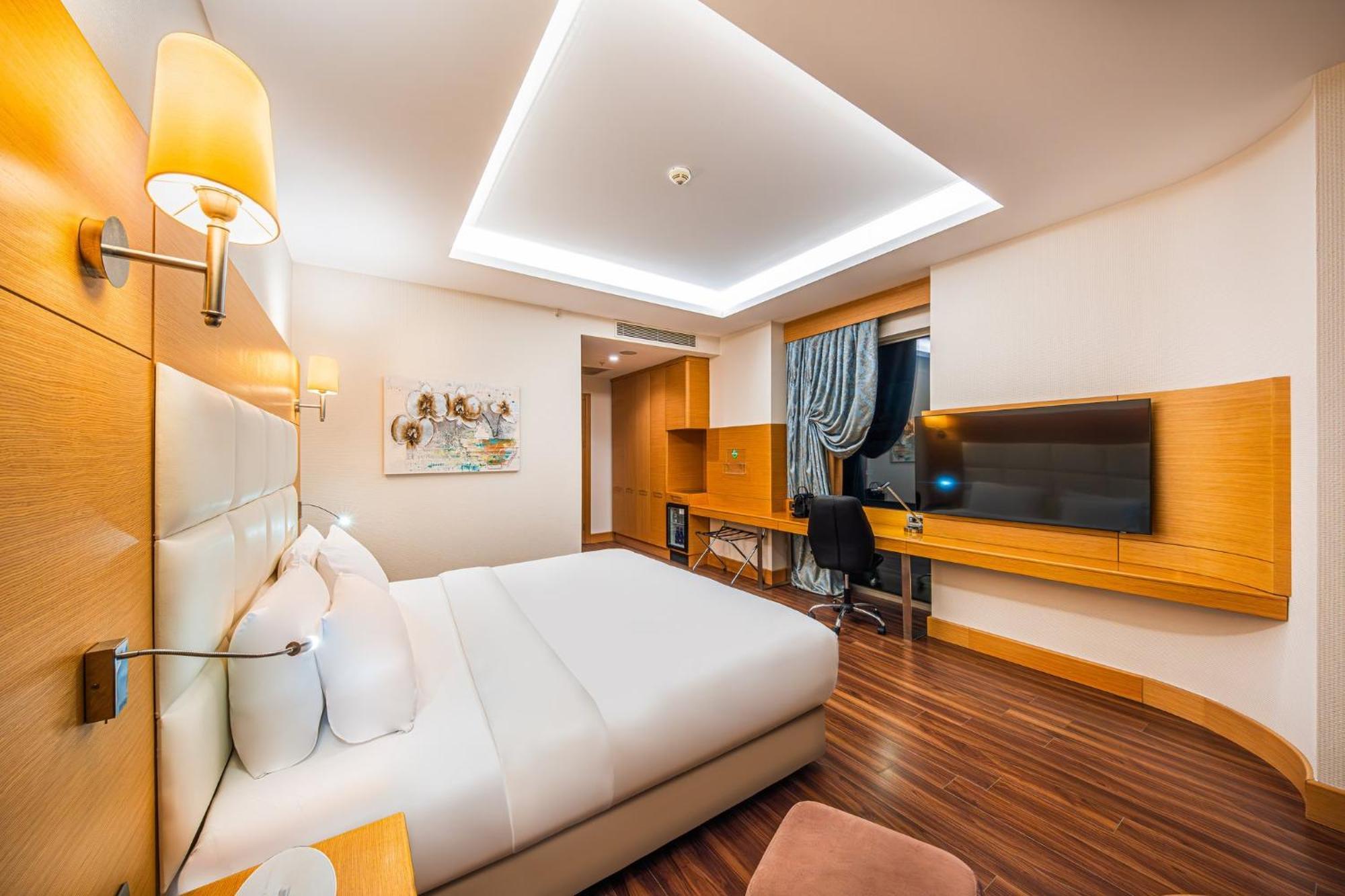 Holiday Inn Ankara - Cukurambar By Ihg מראה חיצוני תמונה